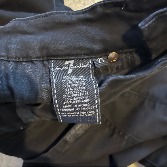 7 For All Mankind Black Kimmie Crop Jeans - Picture 9 of 11